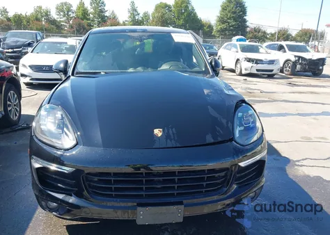 2016 Porsche Cayenne из США, поврежденный, VIN WP1AA2A29GKA12061